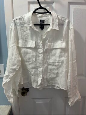 GAP Women’s White Linen Cropped Button-Down Shirt - Size Large